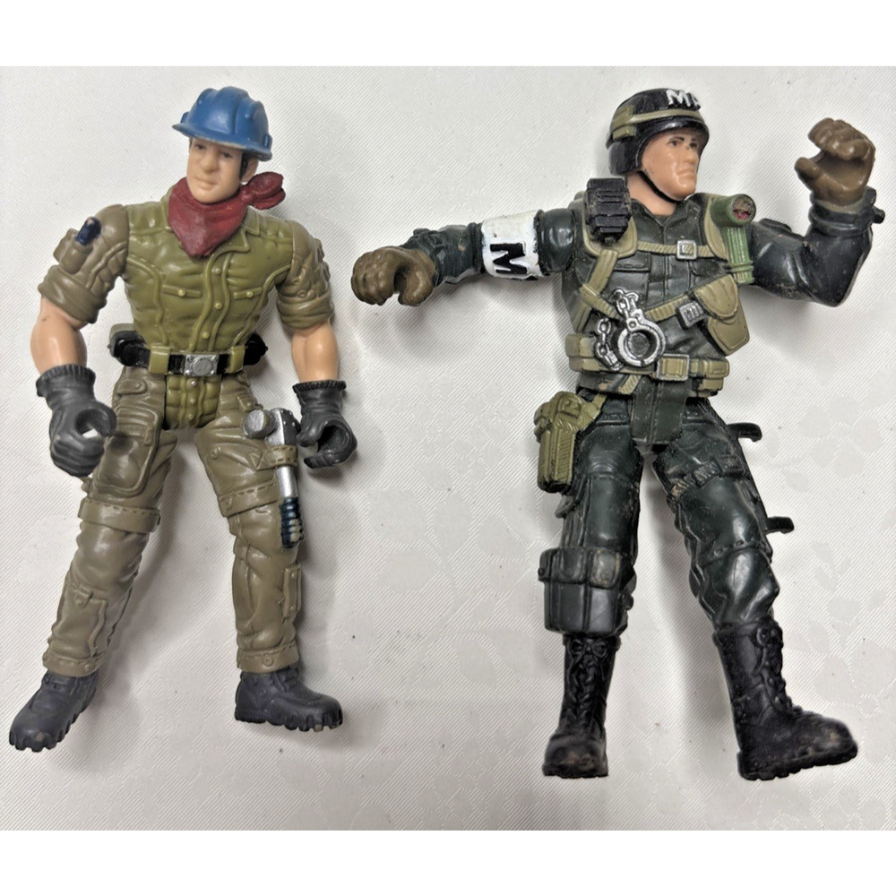 Military Action Figures Lot of 7 GI Joe Style Army Toys - Picture 2 of 5